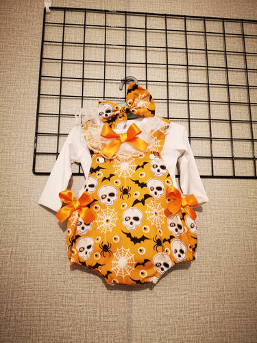 Halloween Outfit 6-9 months (ready to post)