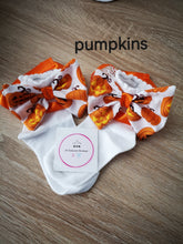 Load image into Gallery viewer, Halloween/Christmas/Valentines Lace Ankle Bow Sock 0m - 13 years
