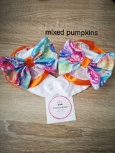 Load image into Gallery viewer, Halloween/Christmas/Valentines Lace Ankle Bow Sock 0m - 13 years