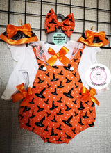 Load image into Gallery viewer, Girls Halloween Romper Outfit 0m-24 months