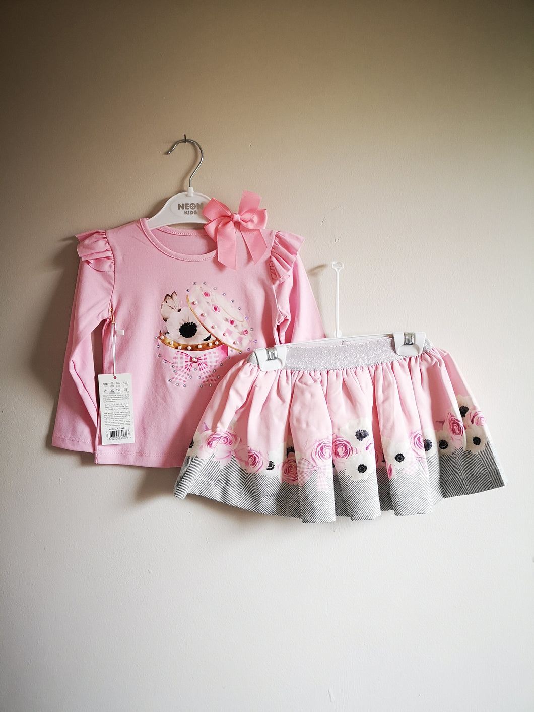 Neon Skirt 3 piece Outfit 1-3 years TRUE Size (READY TO POST)