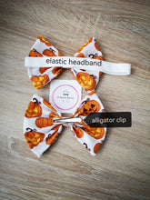 Load image into Gallery viewer, Halloween/Christmas/Valentines 5 inch Hairbow ( baby headband/clip )