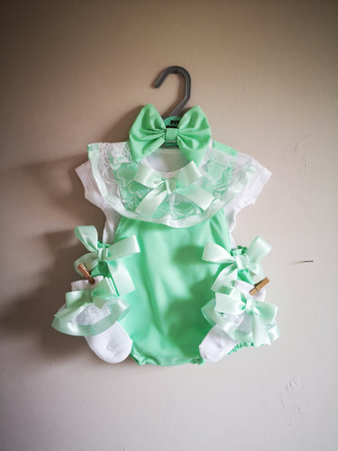 Mint Romper 4 piece Outfit 3-6 months (READY TO POST)