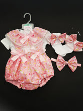 Load image into Gallery viewer, Animals Prinny Bloomer 4 piece Outfit Newborn -24 months