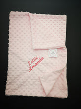 Load image into Gallery viewer, Bubble Wrap Blanket Blue / Pink / White