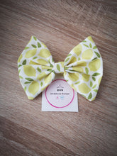 Load image into Gallery viewer, Adorable Prints 5 inch Hairbow in Baby elastic headband / Alligator clip