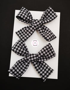 Gingham Pigtail Bow (clip) 3.5 inch