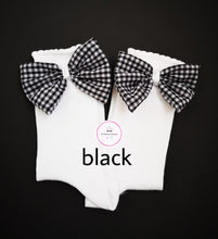 Load image into Gallery viewer, Gingham Bow Sock