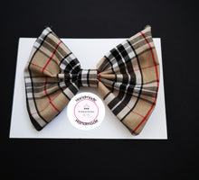 Load image into Gallery viewer, Christmas Tartan Hairbows