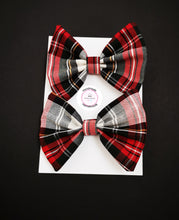 Load image into Gallery viewer, Christmas Pigtail Bow 2 piece 3.5 inch